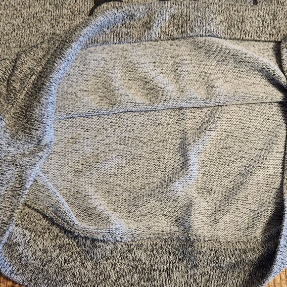 Disney Minnie Mouse Sweater - Picture 5 of 7